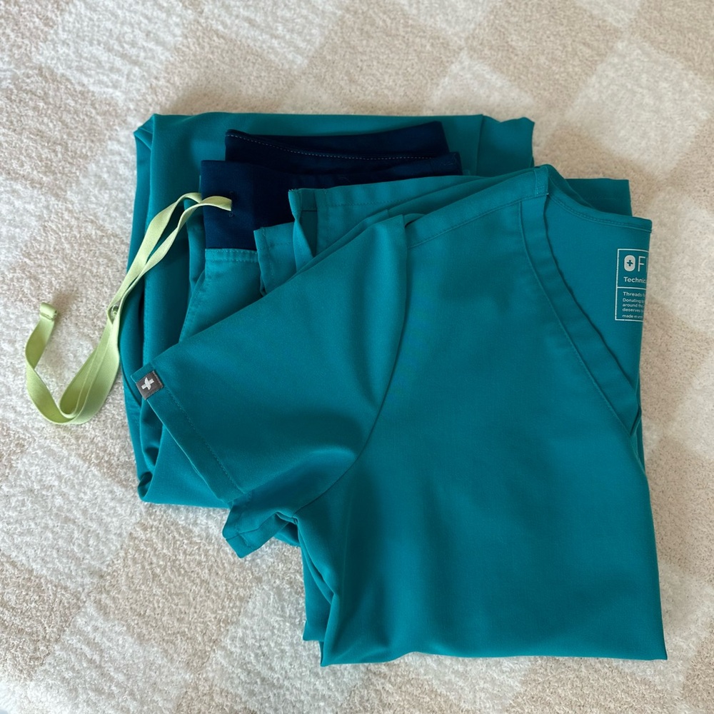Figs Teal Blue Scrub Set (Small)